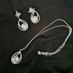 Swarovski Megan Necklace & Earring Set